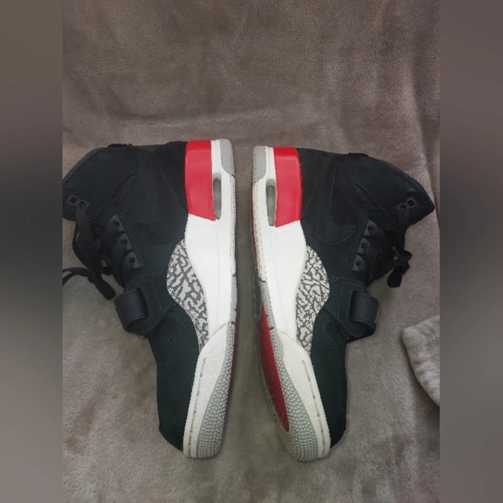 Jordan Legacy 312 Black Suede Sneakers 2019 - Picture 7 of 14